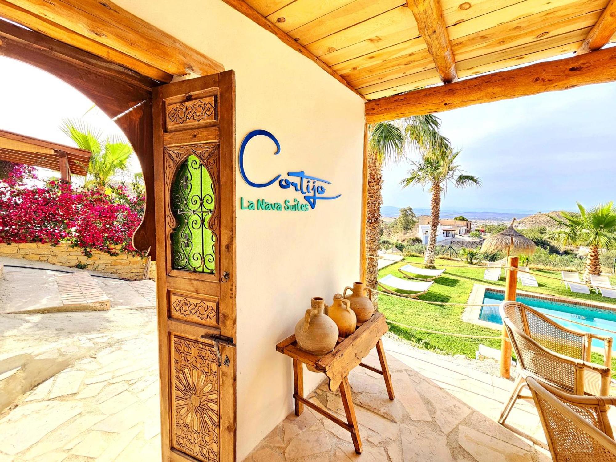 B&B La Nava Suites Mojacar Bagian luar foto
